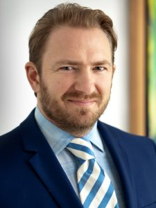 Peter McUtchen - B.Eng. (Civil Engineering) MAICD MIE Peter McUtchen - B.Eng. (Civil Engineering) MAICD MIE